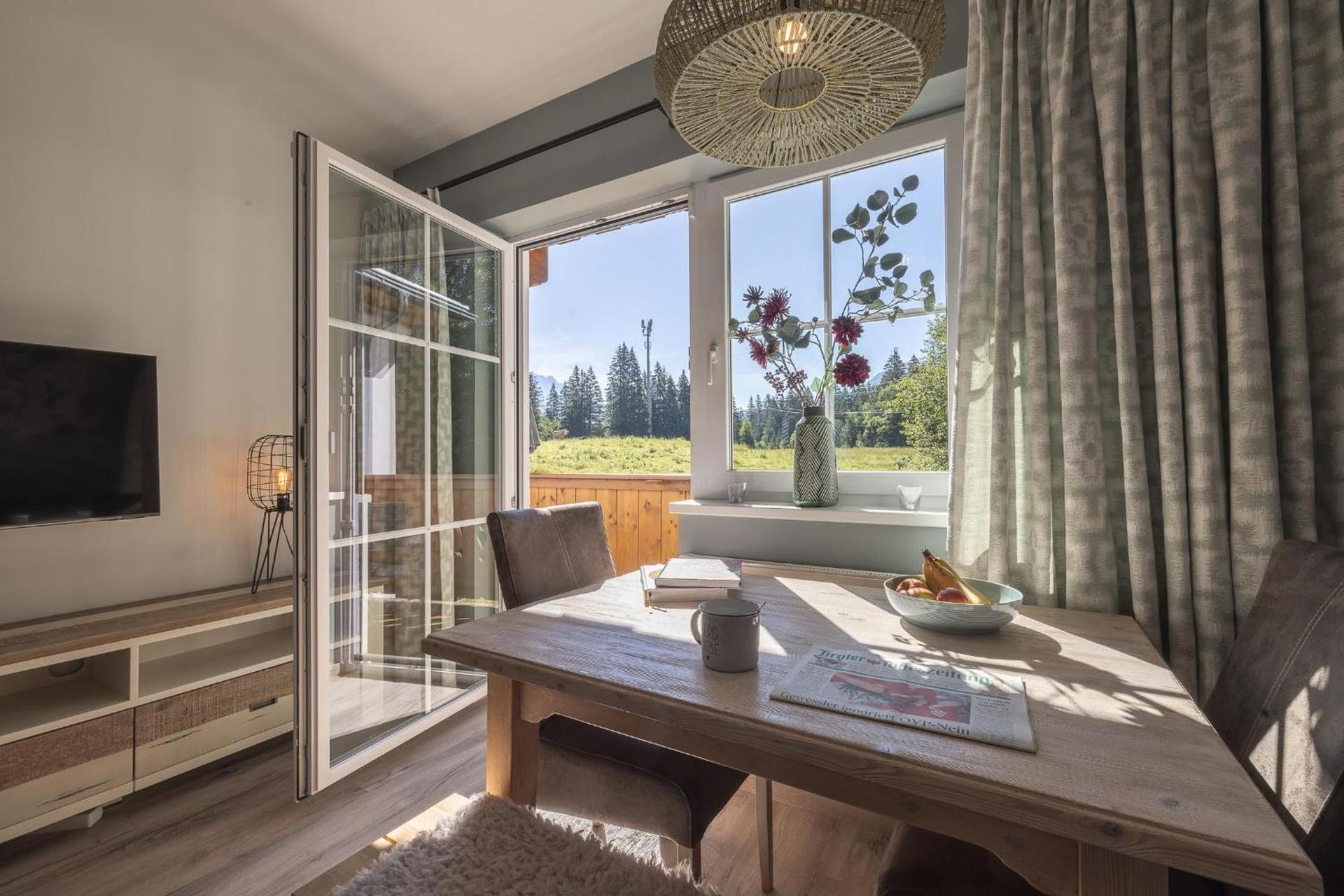 Apartment mit 1 Schlafzimmer, Balkon und Bergblick - 2